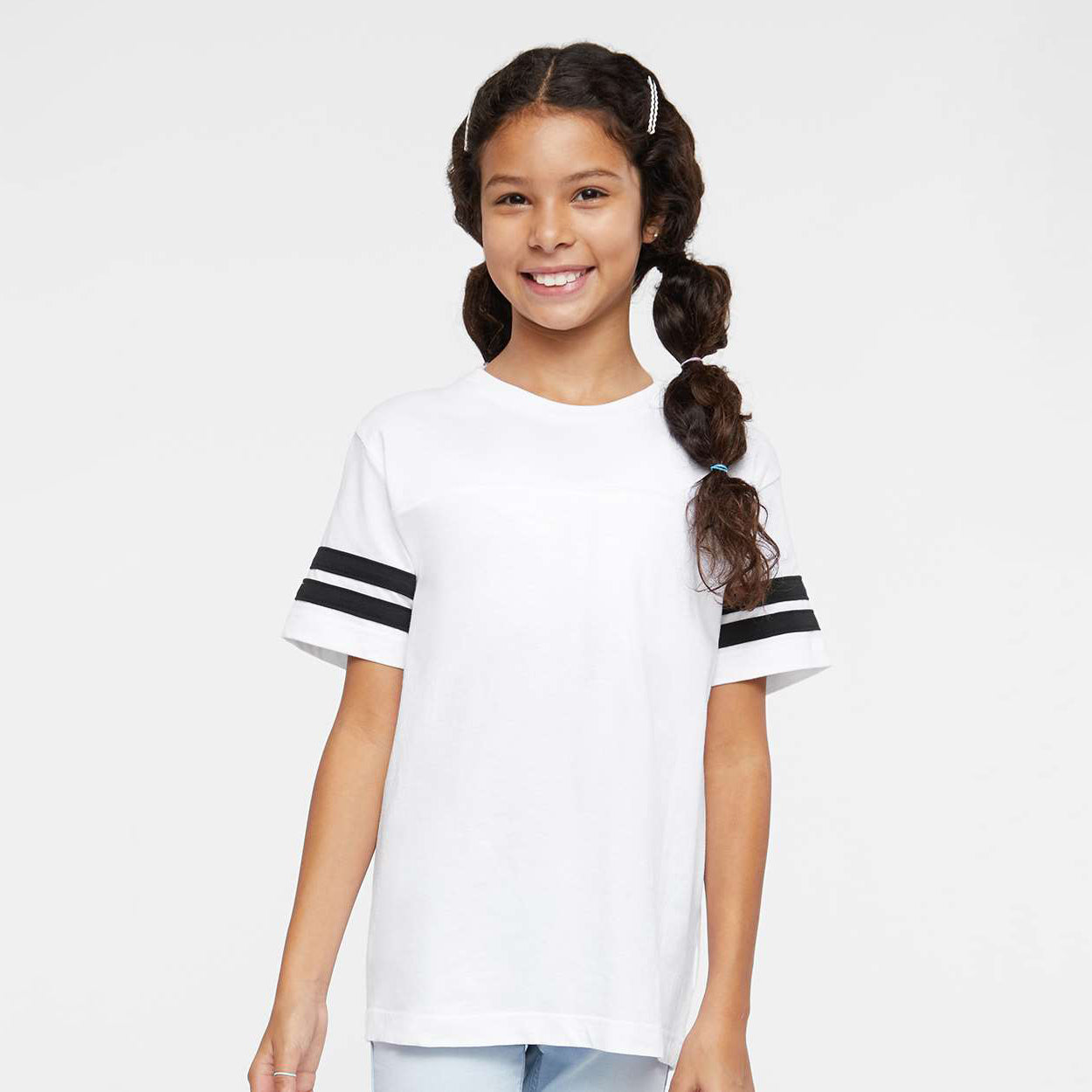 White Solid/Black