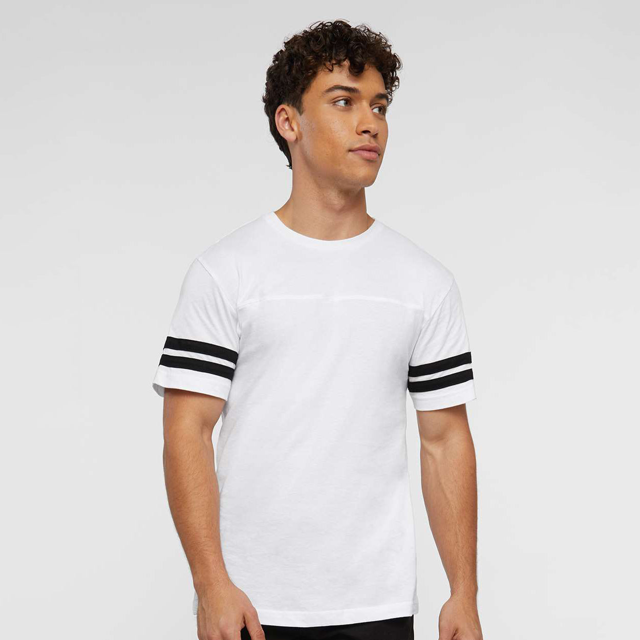 White Solid/Black